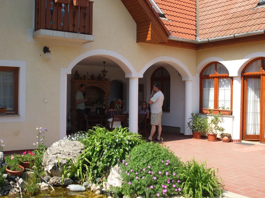 Vámosi Vendégház Nemesvámos Habitación foto